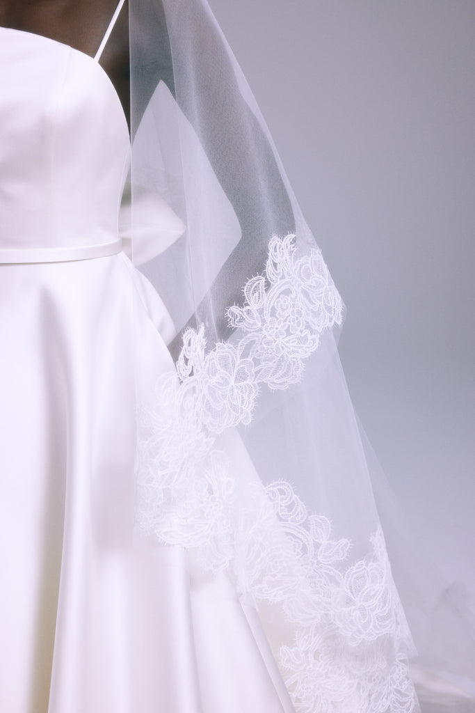 Product Lace Edge Veil with Blusher Image