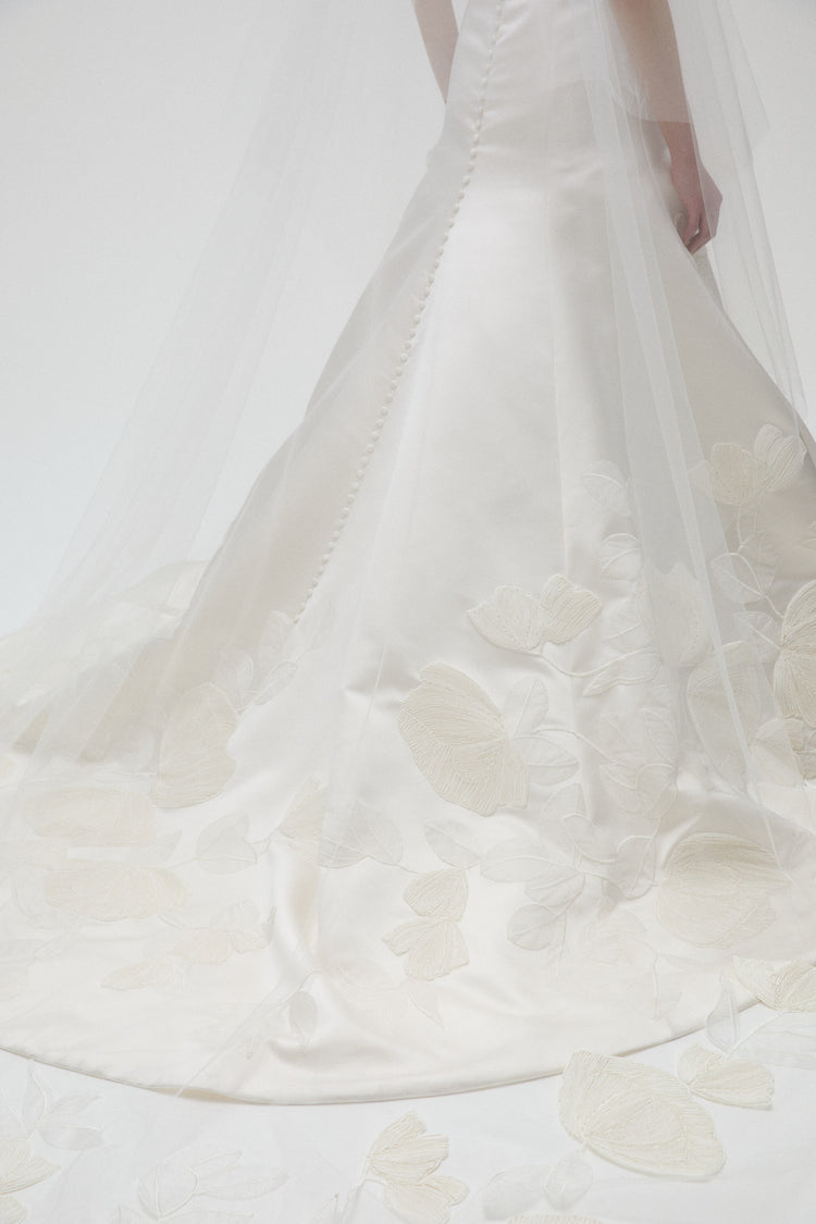 Azalea, dress from Collection Bridal by Amsale, Fabric: double-duchess-satin