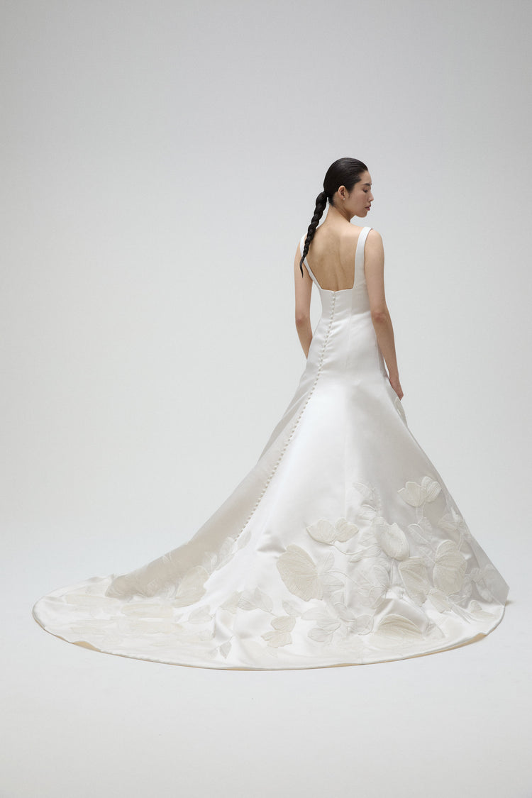 Azalea, dress from Collection Bridal by Amsale, Fabric: double-duchess-satin