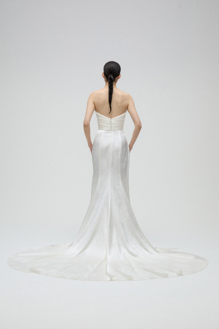 Kismet, dress from Collection Bridal by Amsale, Fabric: jacquard