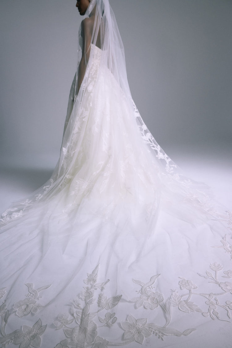 Lupe Veil, dress from Collection Bridal by Amsale, Fabric: floral-embroidery