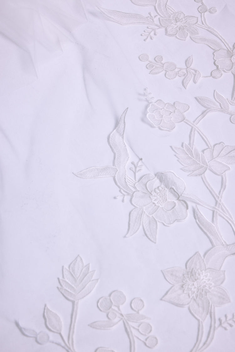 Lupe Veil, dress from Collection Bridal by Amsale, Fabric: floral-embroidery