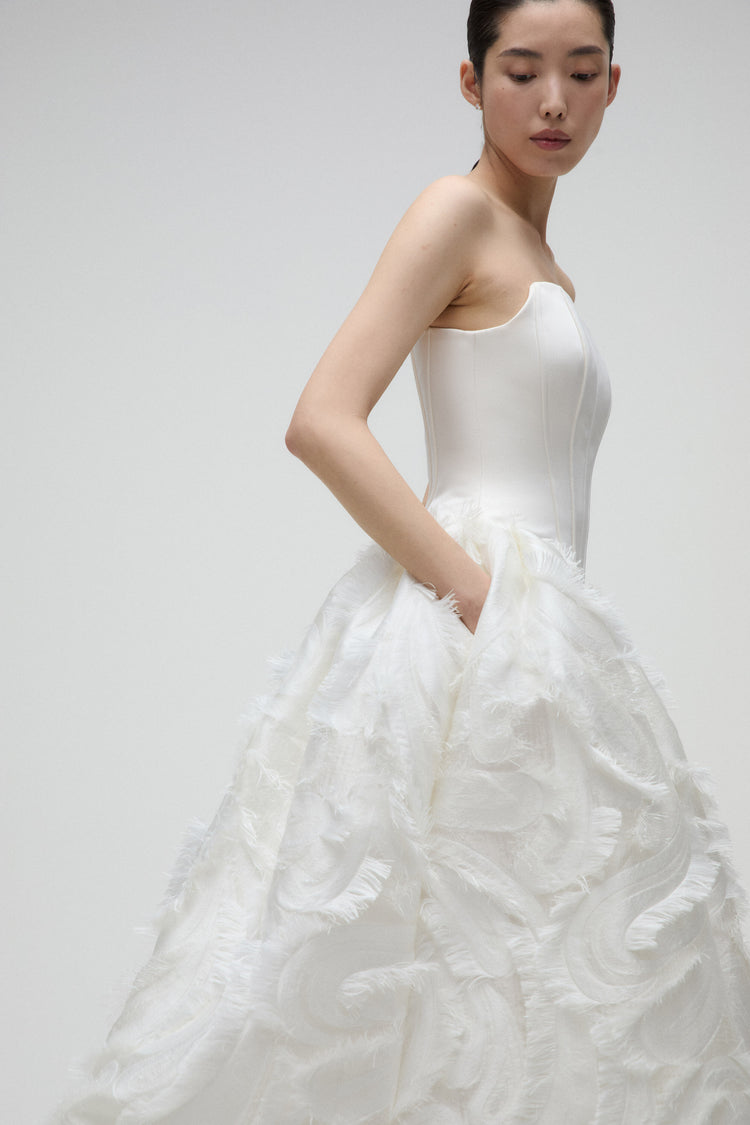 Oleander, dress from Collection Bridal by Amsale, Fabric: double-duchess-satin