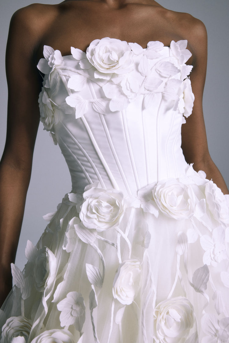 Renata, dress from Collection Bridal by Amsale, Fabric: hand-embroidered-floral