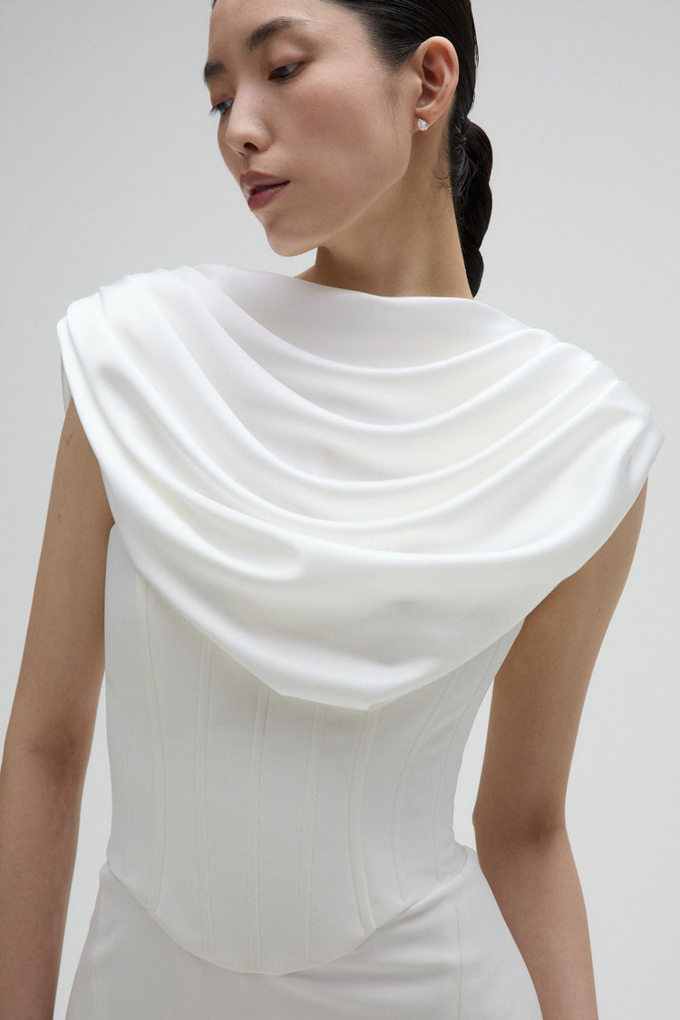 Vale, dress from Collection Bridal by Amsale, Fabric: crepe