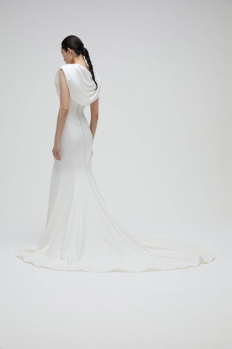 Vale, dress from Collection Bridal by Amsale, Fabric: crepe