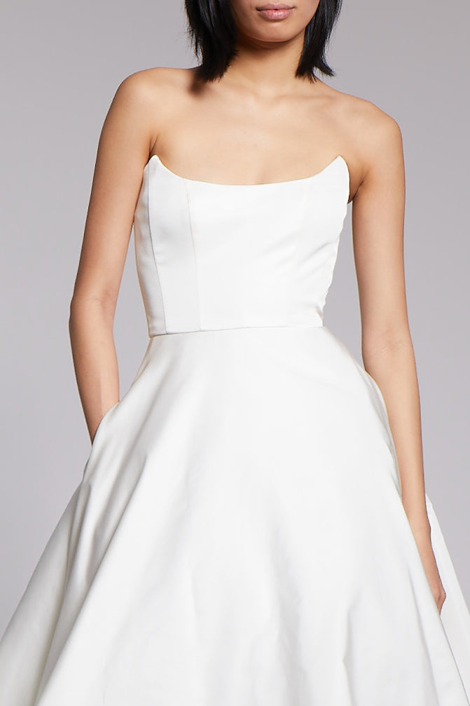 Charleston, dress from Collection Bridal by Amsale, Fabric: radzimir