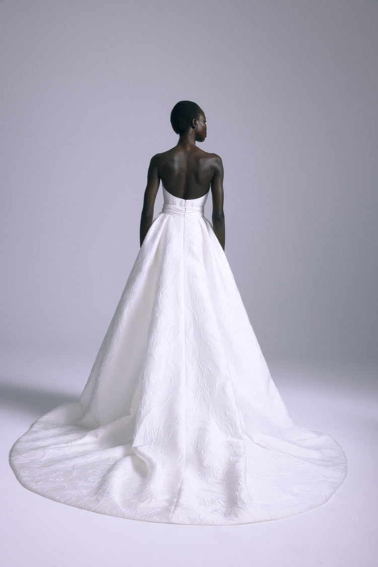 Akira, dress from Collection Bridal by Amsale, Fabric: jacquard