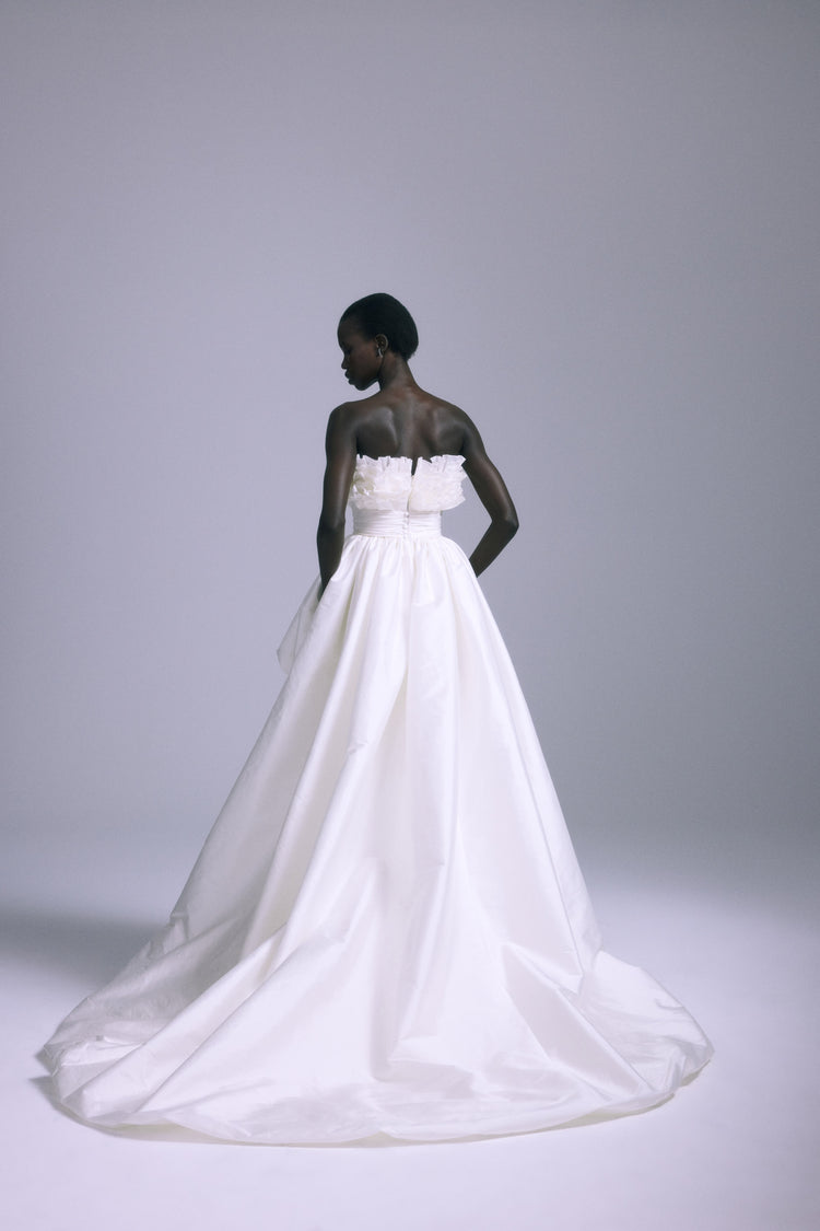Mura, dress from Collection Bridal by Amsale, Fabric: taffeta