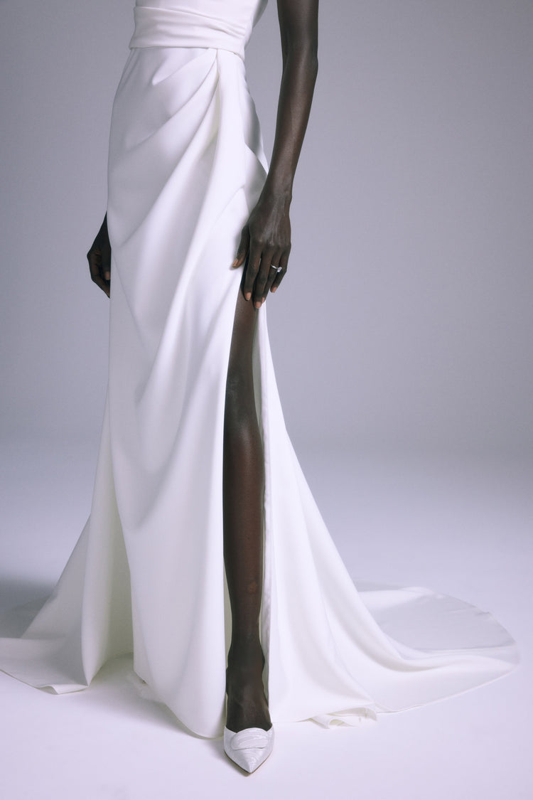 Orion, dress from Collection Bridal by Amsale, Fabric: crepe