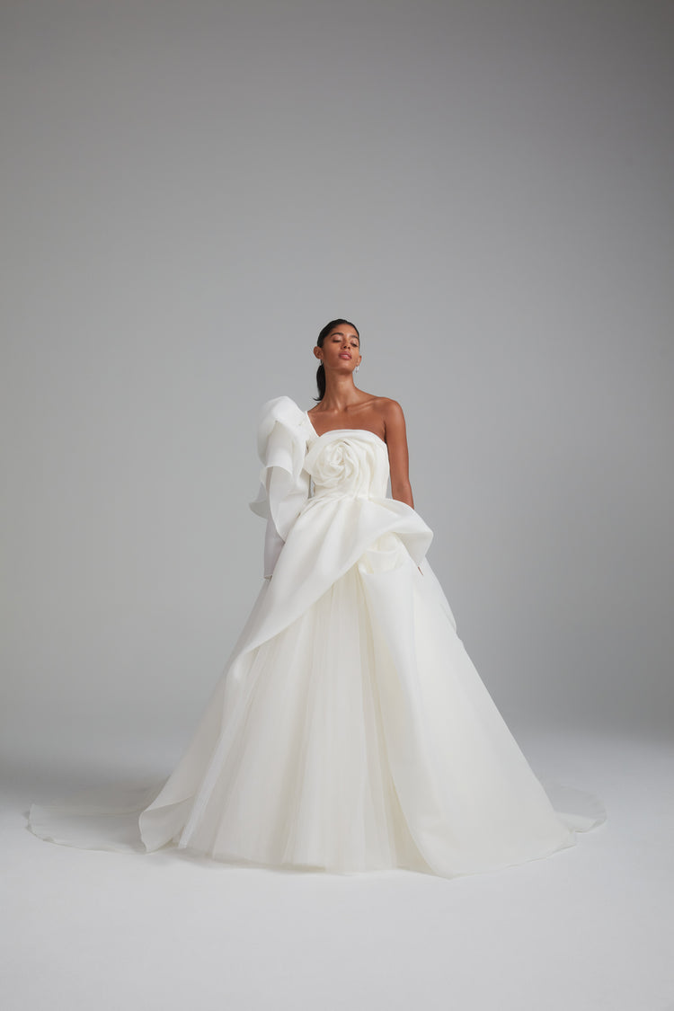 Rosemary, dress from Collection Bridal by Amsale, Fabric: gazar