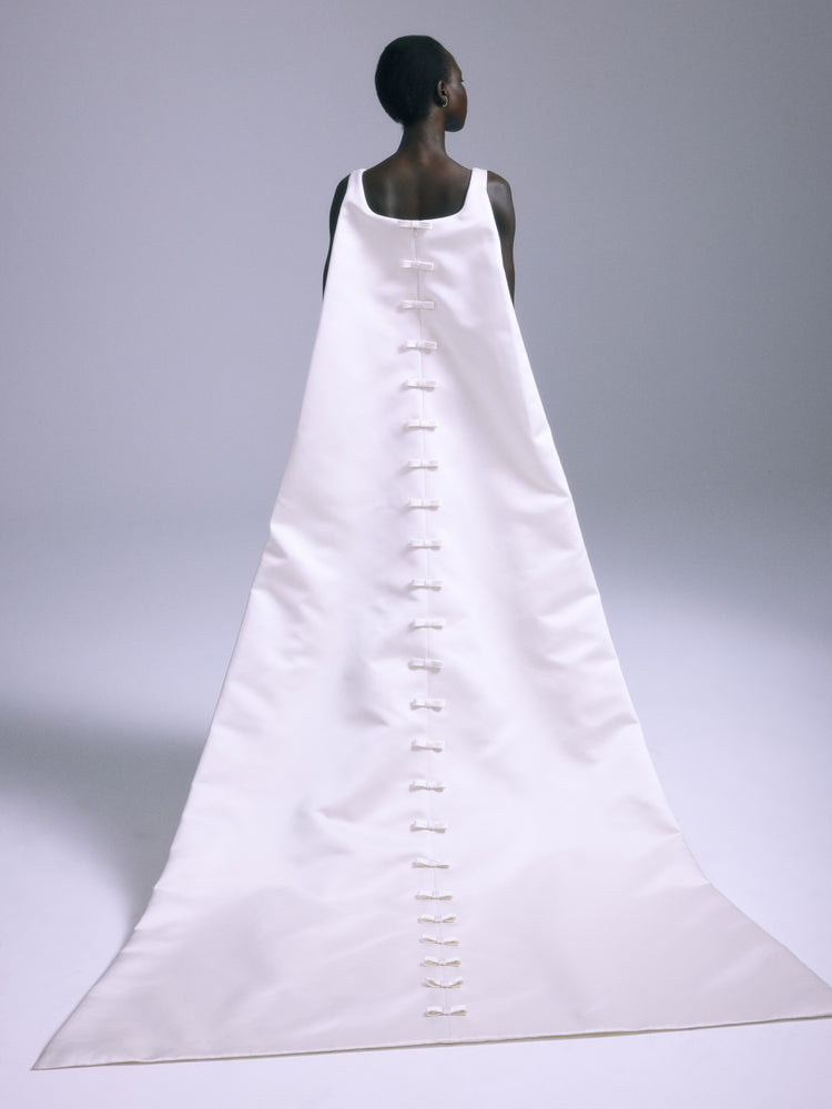 Rumi, dress from Collection Bridal by Amsale, Fabric: satin