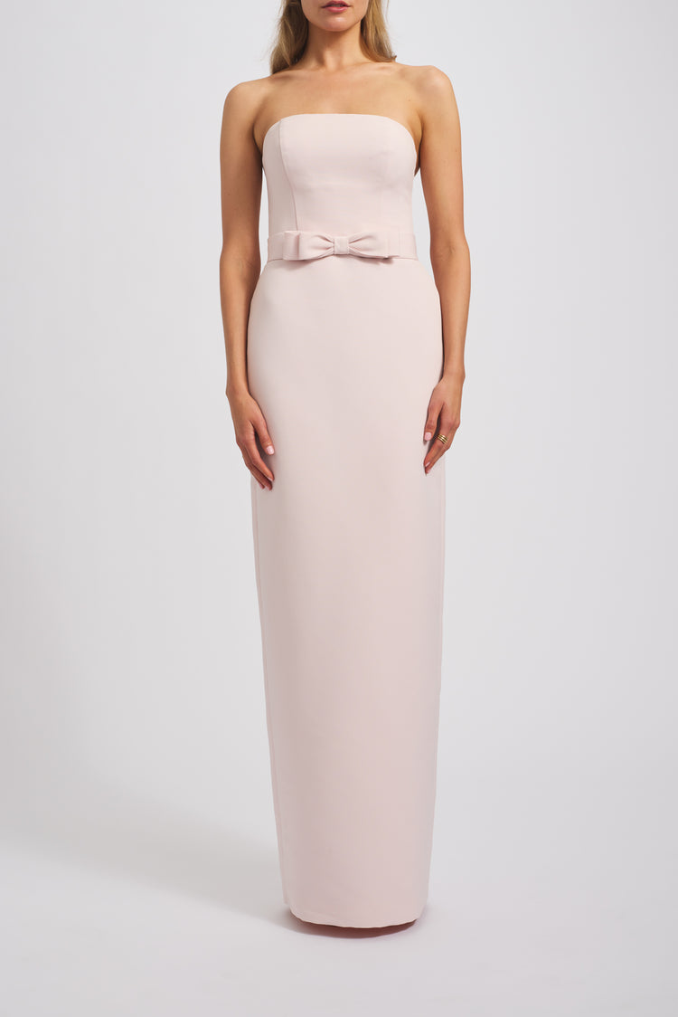 Callista, dress from Collection Bridesmaids by Amsale, Fabric: faille