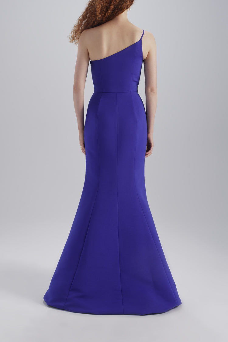 Cecilia, dress from Collection Bridesmaids by Amsale, Fabric: faille