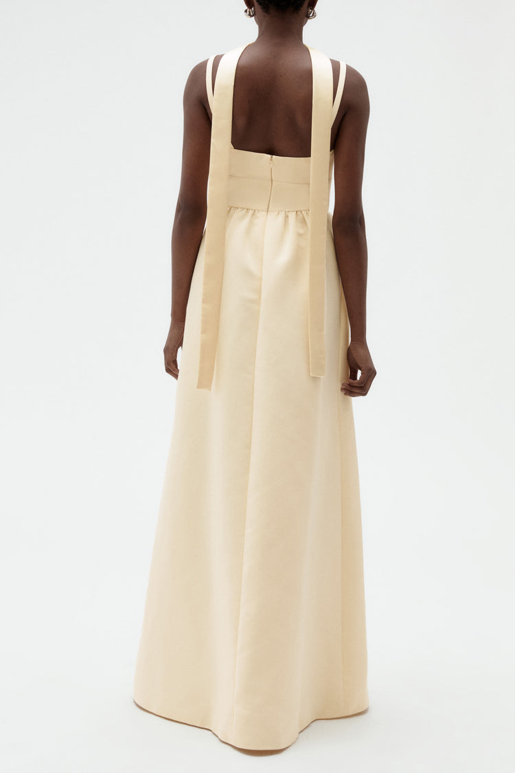 Fluid Satin Scarf, dress from Collection Bridesmaids by Amsale, Fabric: fluid-satin