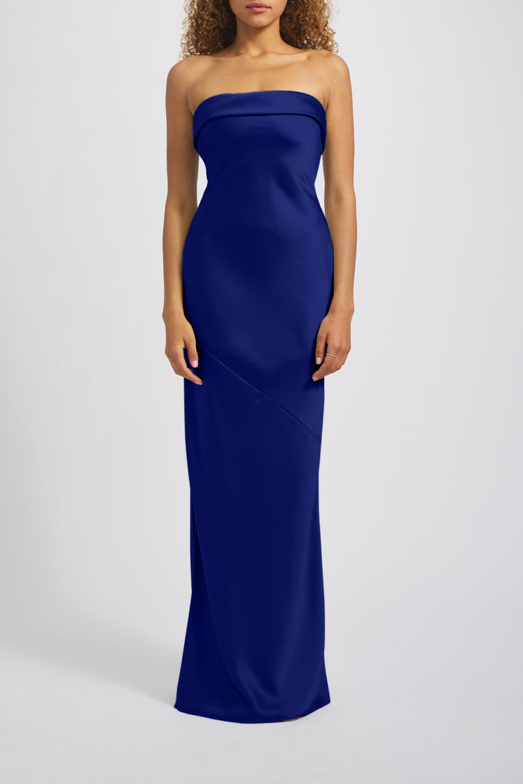 Fable, dress from Collection Bridesmaids by Amsale, Fabric: fluid-satin