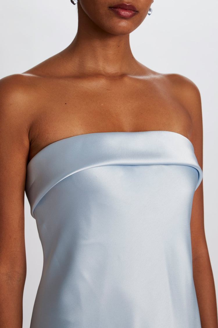 Faye, dress from Collection Bridesmaids by Amsale, Fabric: fluid-satin