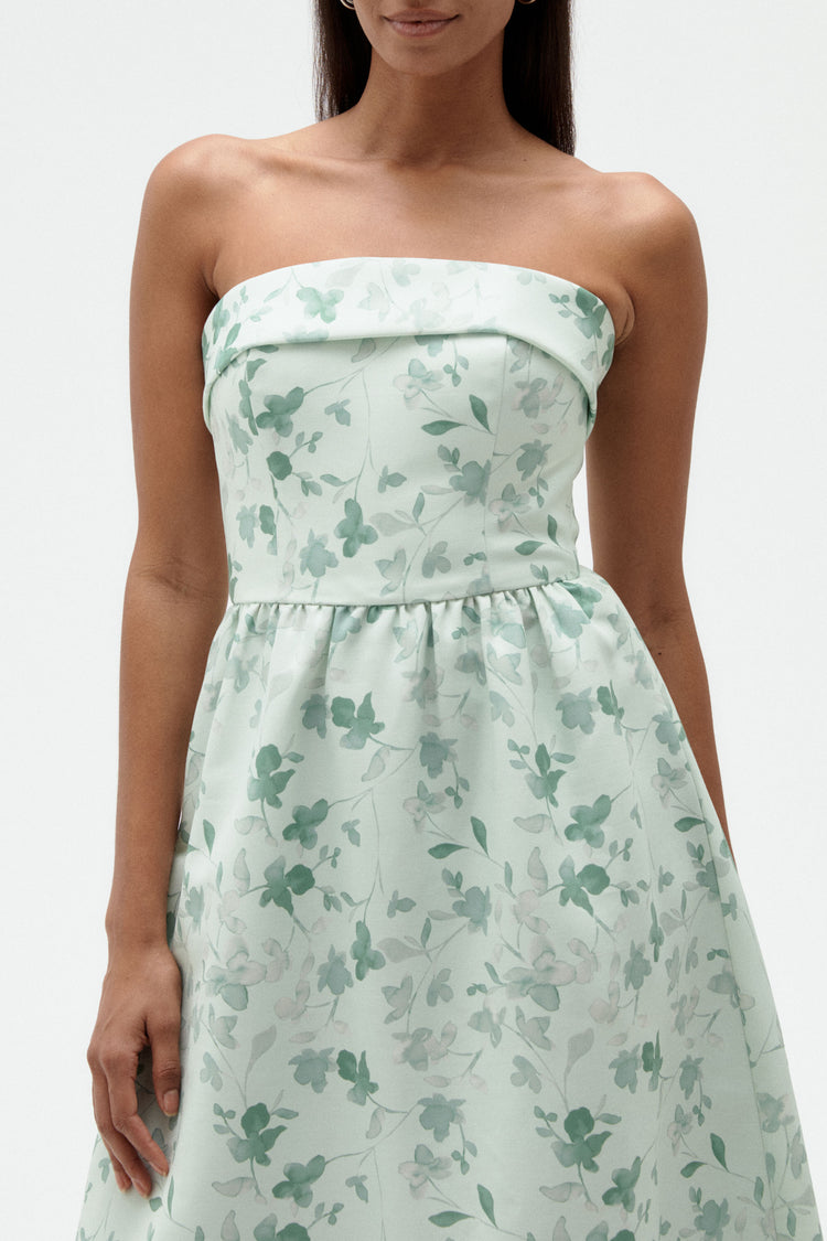 Joan, dress from Collection Bridesmaids by Amsale, Fabric: faille