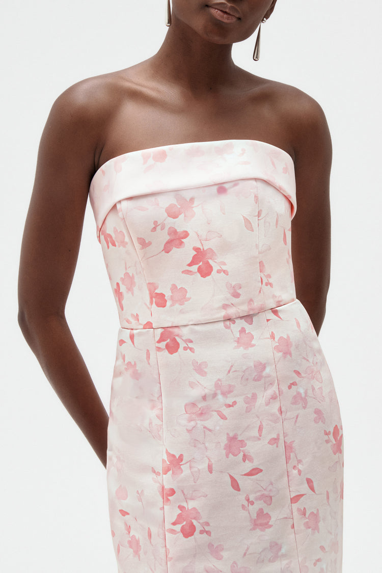 Rowe, dress from Collection Bridesmaids by Amsale, Fabric: faille