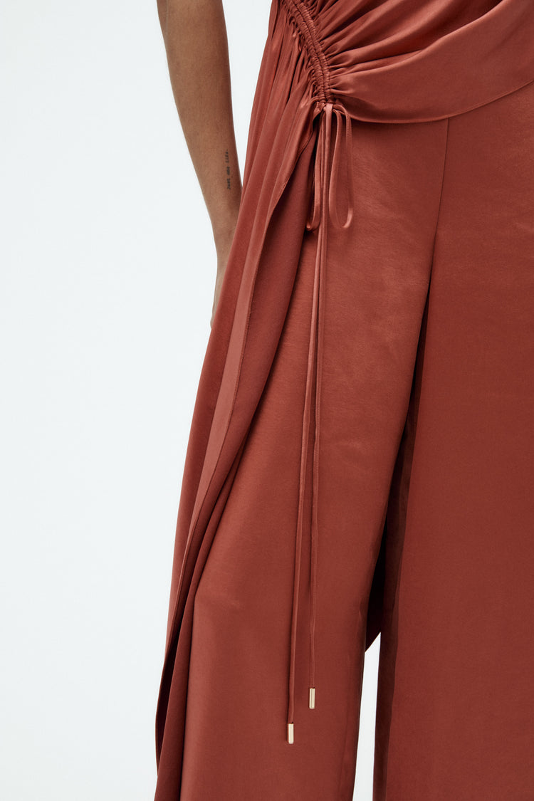 Cape Jumpsuit, dress from Collection Evening by Amsale, Fabric: liquid-satin