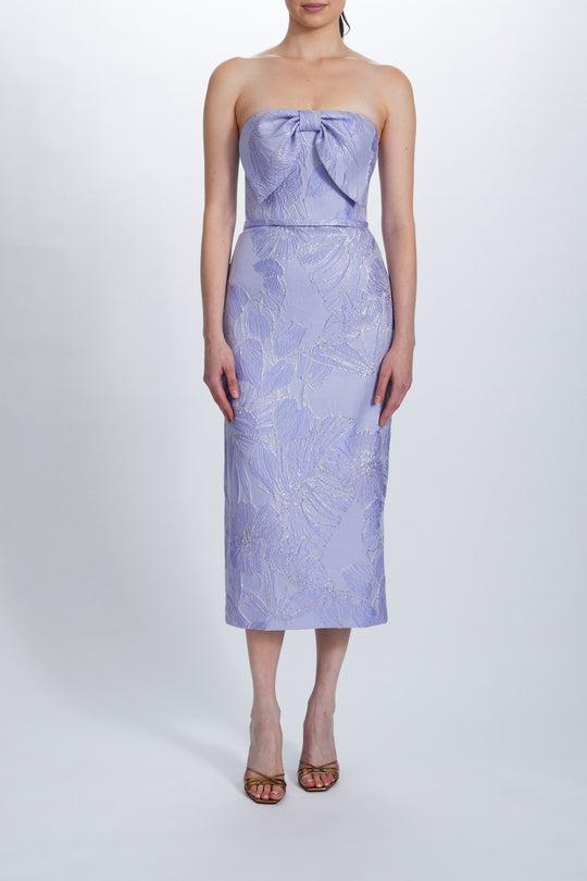 P696, $1,495, dress from Collection Evening by Amsale, Fabric: jacquard
