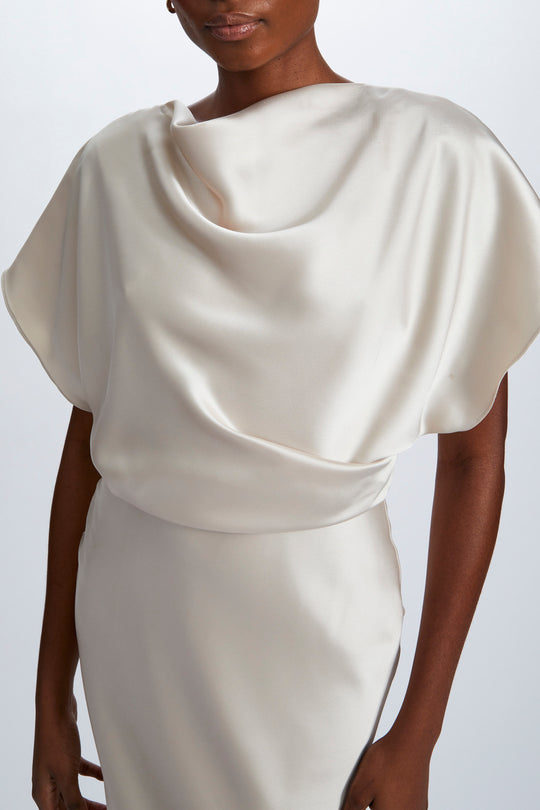 P727S, $695, dress from Collection Evening by Amsale, Fabric: fluid-satin