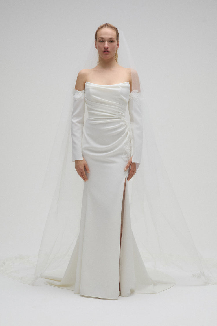 Image number 2: Audra, front view
