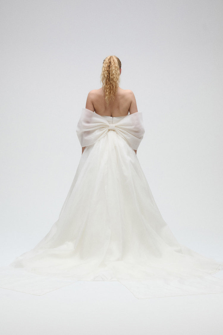 Image number 9: Enid, back view