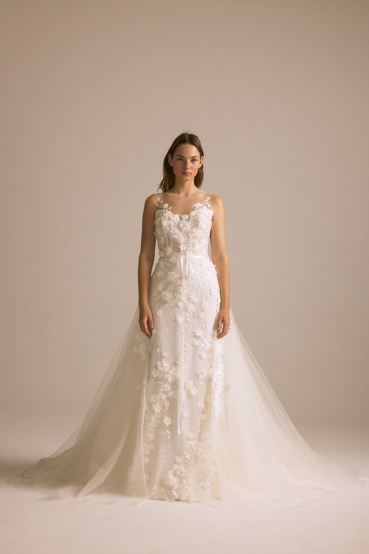 Image number 3: Tulle Overskirt for Floriane, front view