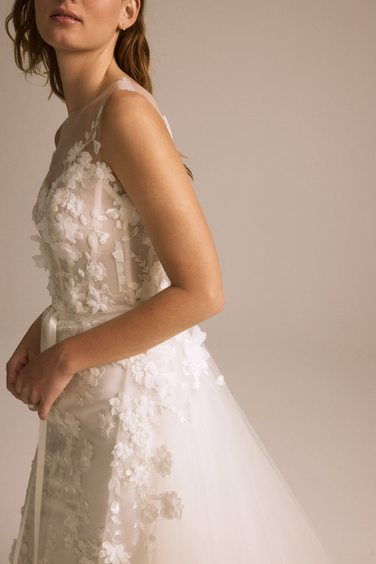 Image number 5: Tulle Overskirt for Floriane, view 6