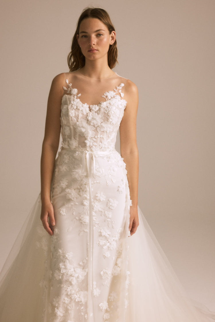 Image number 0: Tulle Overskirt for Floriane, view 1