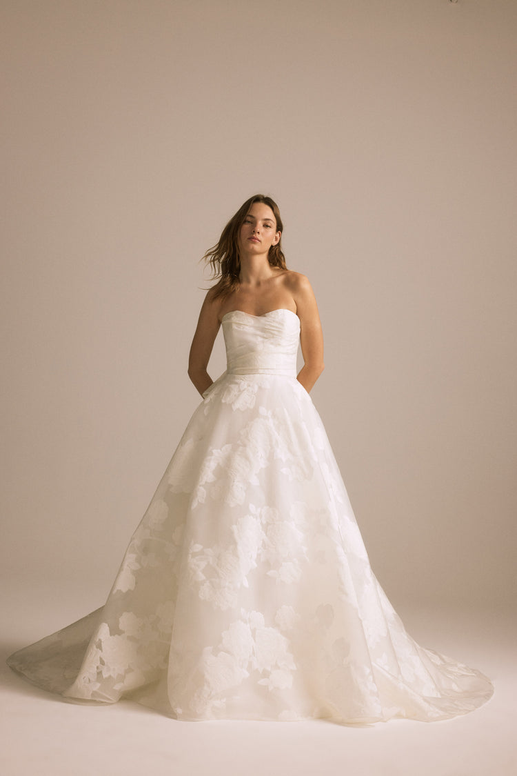 Image number 5: Marcelina, front view