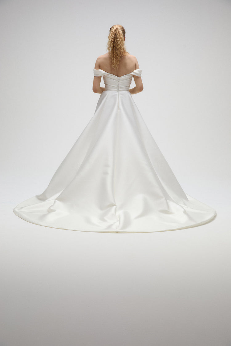 Image number 2: Marlene, back view