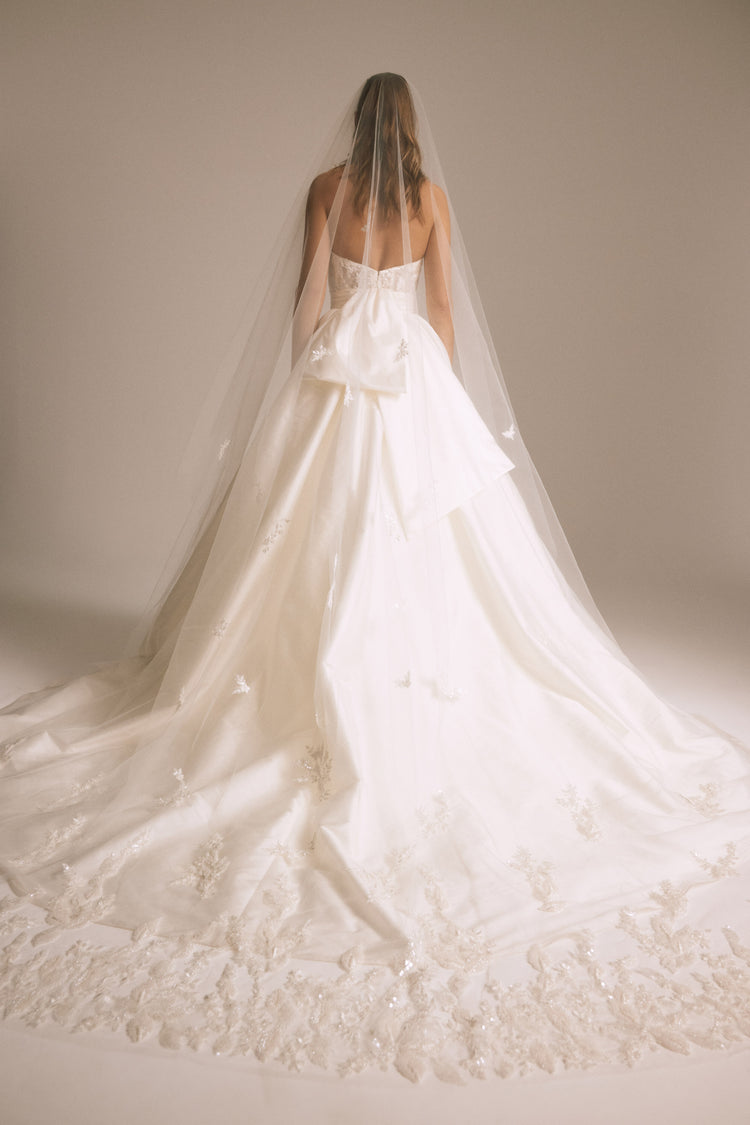 Image number 6: Pepper Veil, detail view