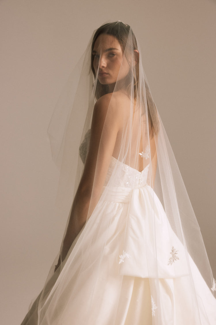 Image number 4: Pepper Veil, detail view