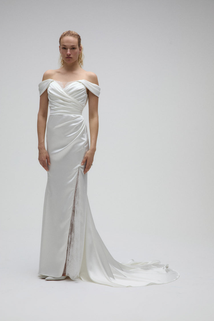 Image number 6: Shara, side view