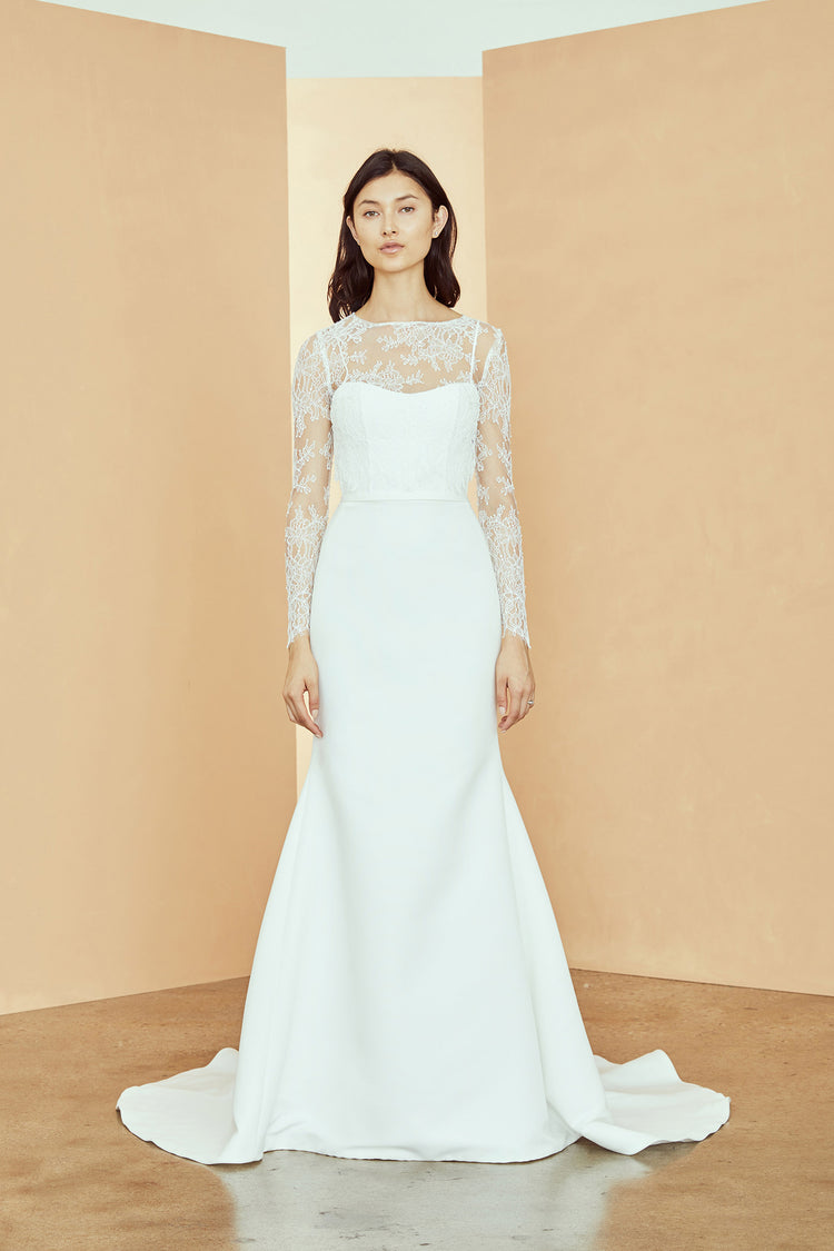 Chantilly Lace Topper, accessory from Collection Accessories by Nouvelle Amsale, Fabric: tulle