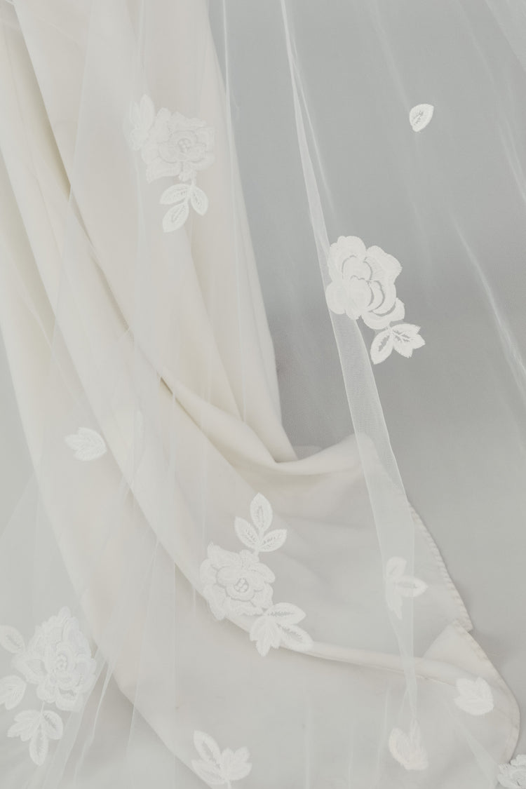 Petal Lace Cathedral Length Veil, accessory from Collection Accessories by Nouvelle Amsale, Fabric: tulle