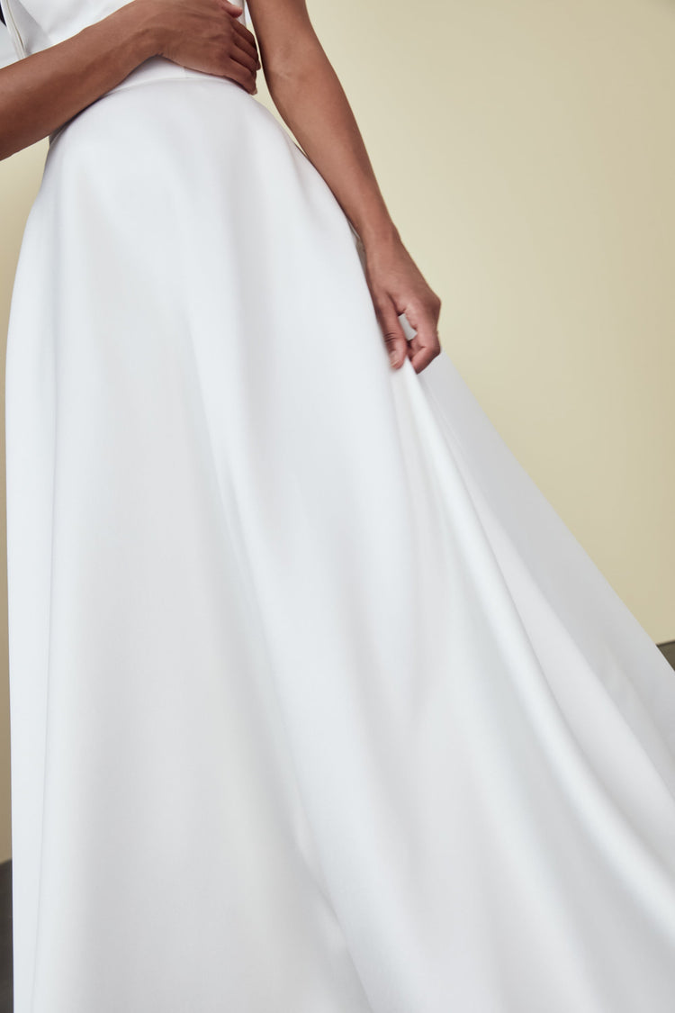 Image number 7: Rainey, back view