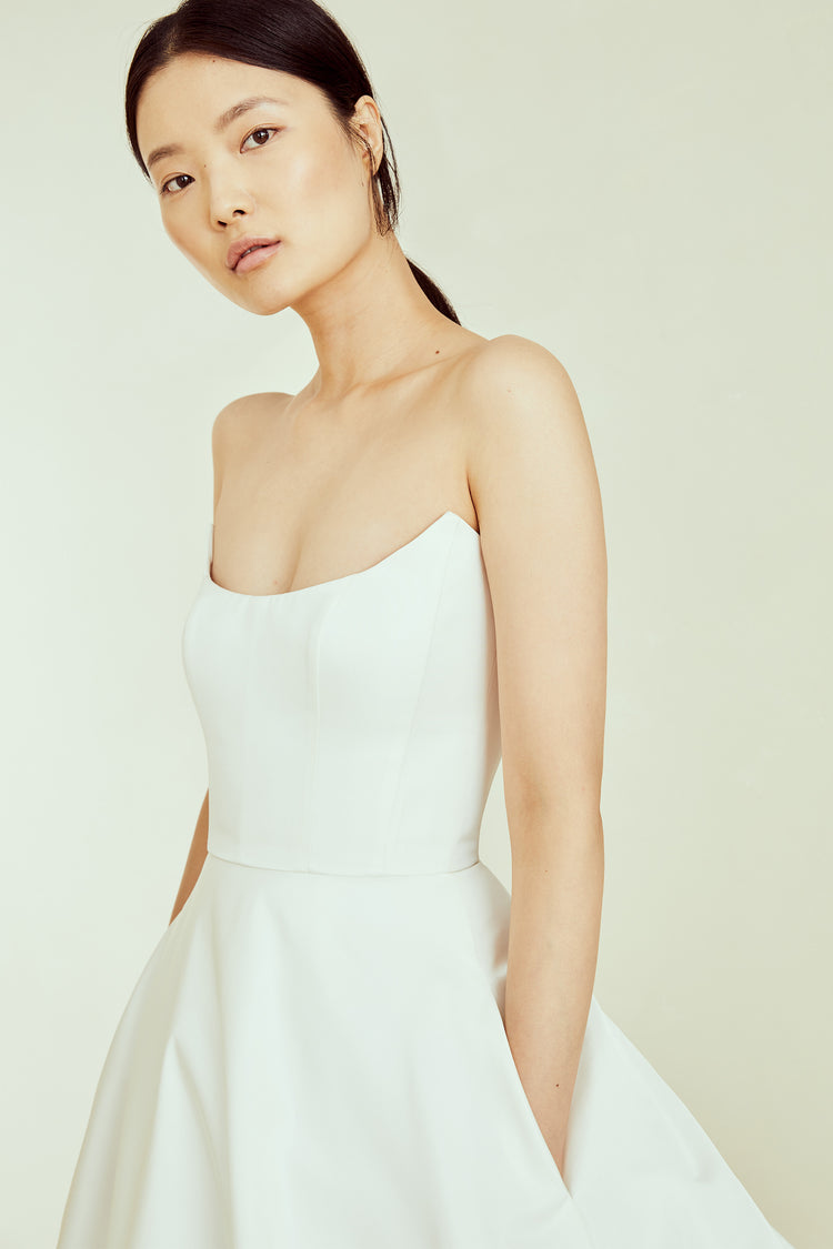 Charleston, dress from Collection Bridal by Amsale, Fabric: radzimir