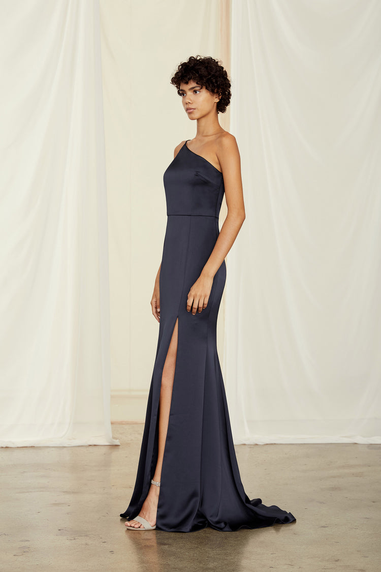 Kaia, dress from Collection Bridesmaids by Amsale, Fabric: fluid-satin