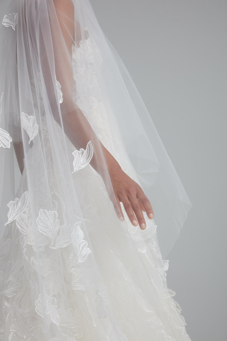3D leaf cathedral veil, accessory from Collection Accessories by Amsale, Fabric: embellished-tulle