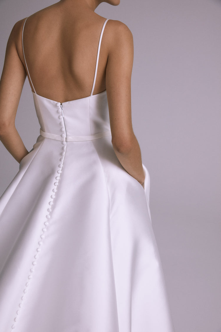 Baker, dress from Collection Bridal by Amsale, Fabric: silk-magnolia