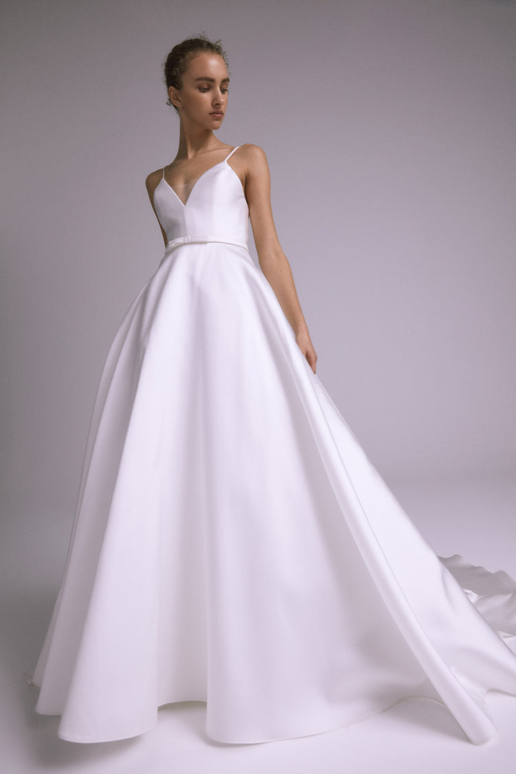 Baker, dress from Collection Bridal by Amsale, Fabric: silk-magnolia