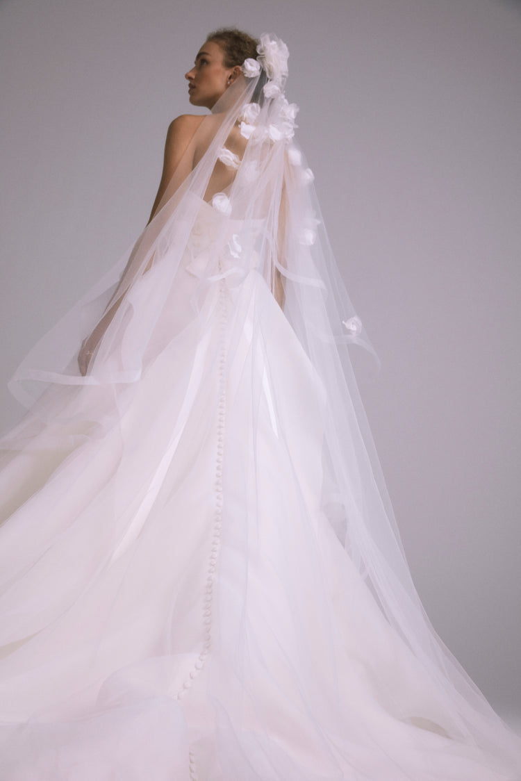 Floral Petals Veil, accessory from Collection Accessories by Amsale