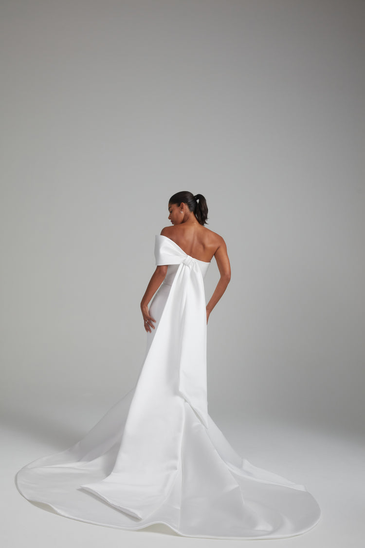 Nori, dress from Collection Bridal by Amsale, Fabric: duchess-satin