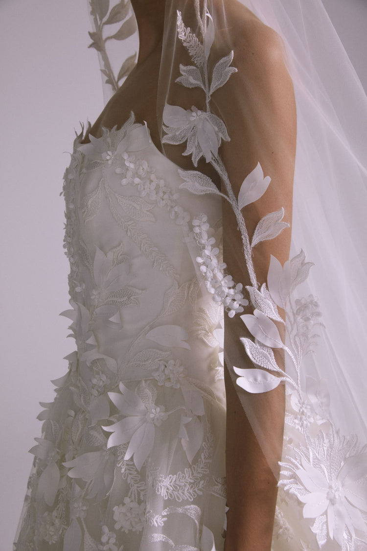 Olena, dress from Collection Bridal by Amsale, Fabric: gazar