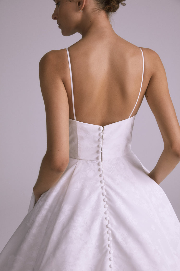 Pilar, dress from Collection Bridal by Amsale, Fabric: taffeta