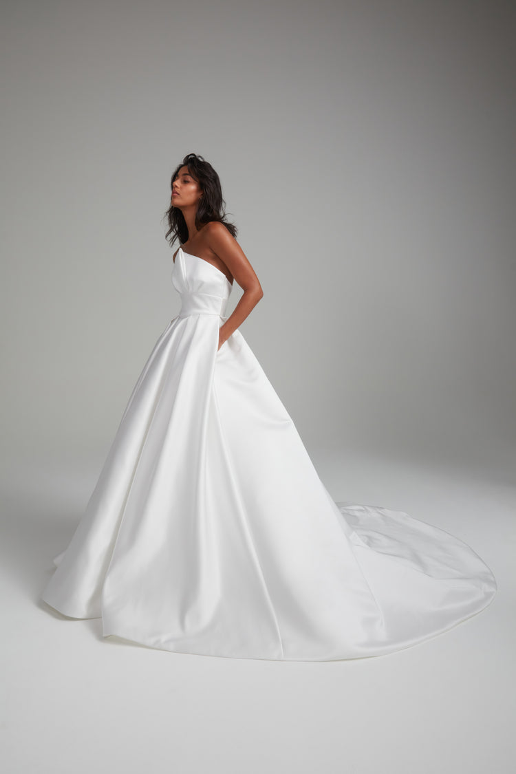 Rhodes, dress from Collection Bridal by Amsale, Fabric: duchess-satin