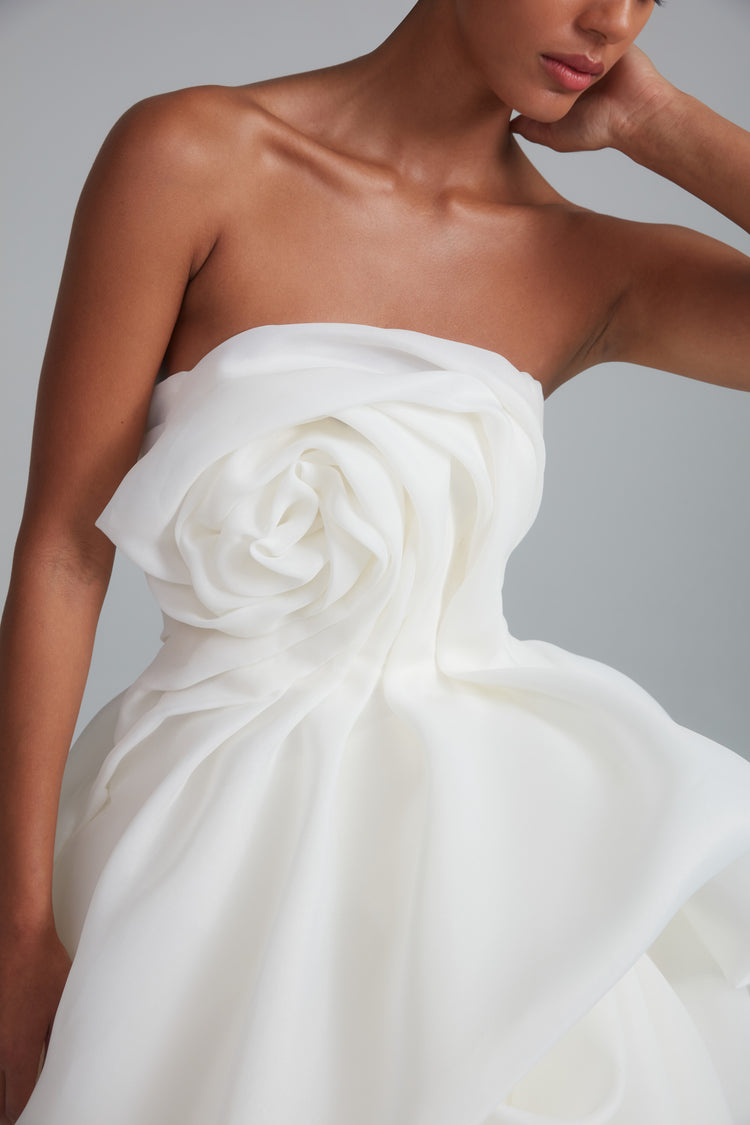 Rosemary, dress from Collection Bridal by Amsale, Fabric: gazar
